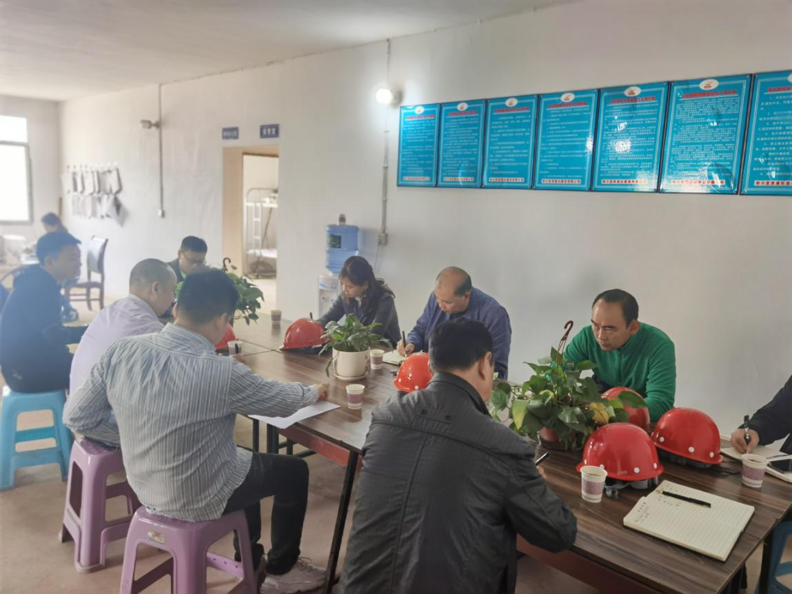 集團公司黨委委員、副總經理任大慶督查指導高捷水廠在建工程